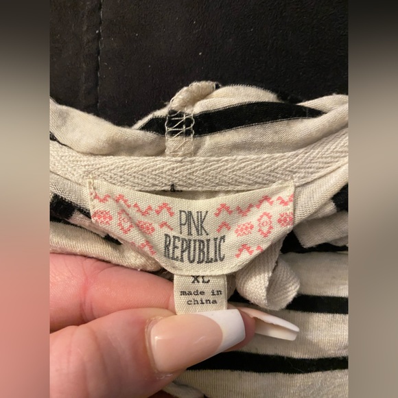 Super soft striped longsleeve with hood - Picture 4 of 6